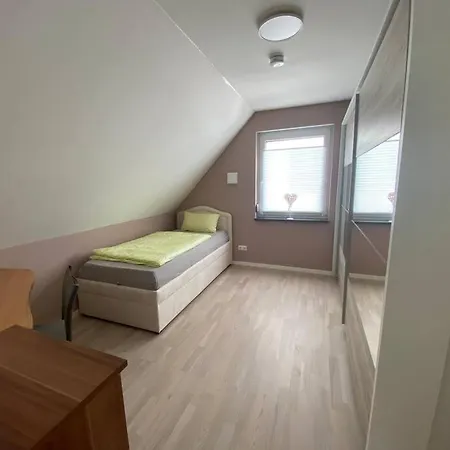 アパート Ruhig Gelegenes Haus Im Taunus *