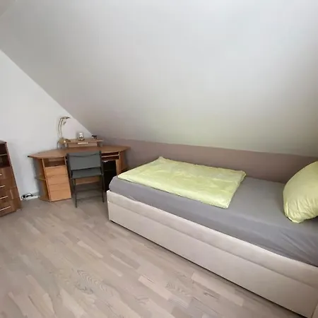 アパート Ruhig Gelegenes Haus Im Taunus