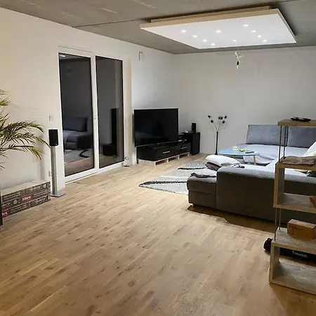 Ruhig Gelegenes Haus Im Taunus アパート *